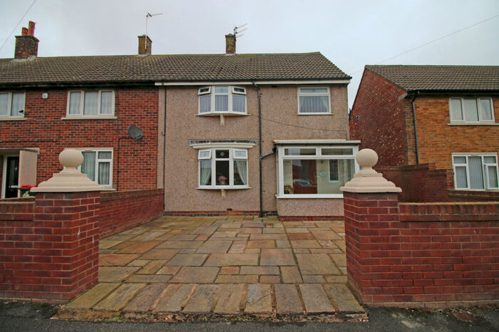 3 Bedroom End Of Terrace House To Rent In Douglas Place, Fleetwood, Lancashire, FY7