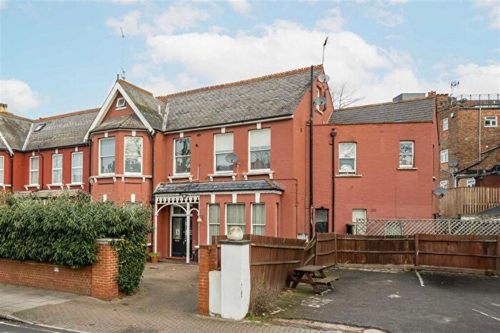 9 Bedroom House For Sale In Walm Lane, Cricklewood, NW2