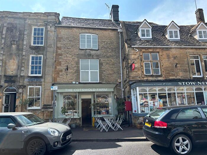 2 Bedroom Flat To Rent In Church Alley, Stow-on-the-Wold, GL54