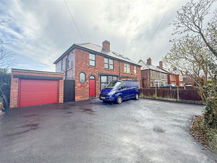 3 Bedroom Semi-Detached House To Rent In Greenhill Lane, Riddings, Alfreton, DE55