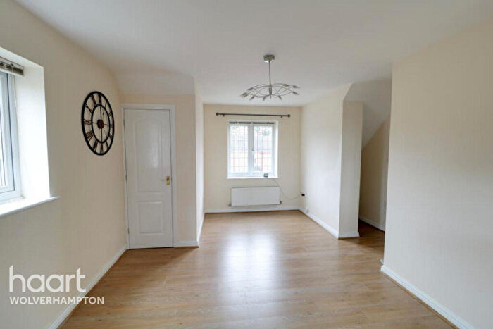 1 Bedroom Apartment To Rent In Lister Grove, Stoke-on-trent, ST11