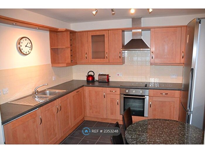 2 Bedroom Flat To Rent In Collingwood Mews, Newcastle Upon Tyne, NE3