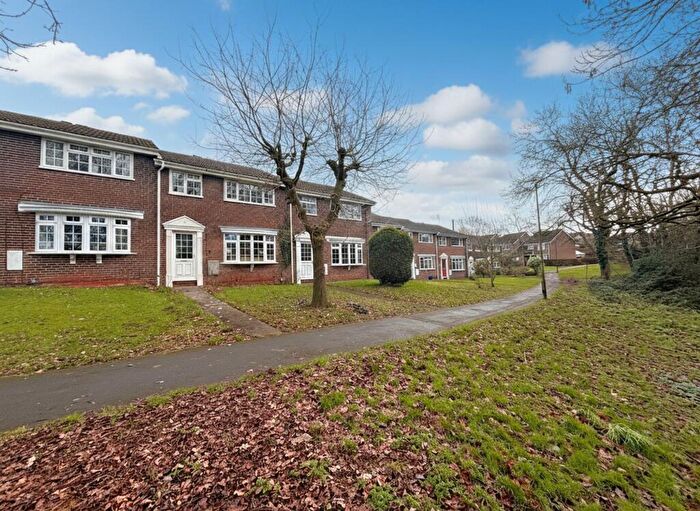 3 Bedroom Terraced House For Sale In Cheviot Drive, Thornbury, BS35