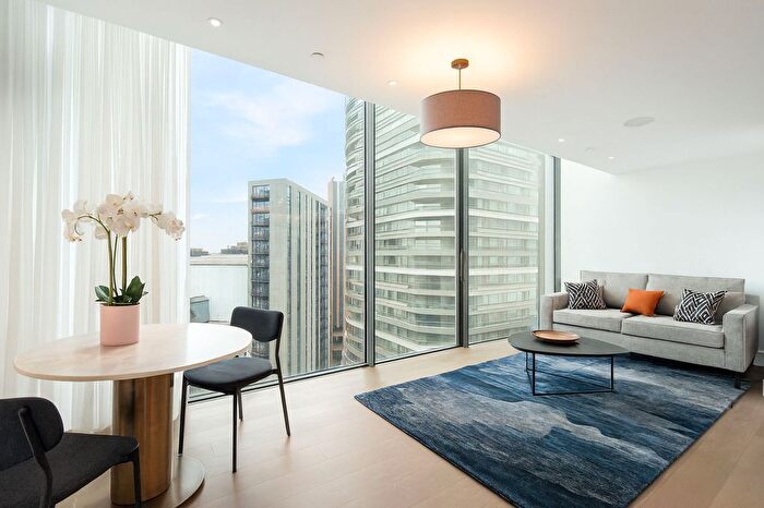 3 Bedroom Flat To Rent In Carrara Tower, Bollinder Place, EC1V
