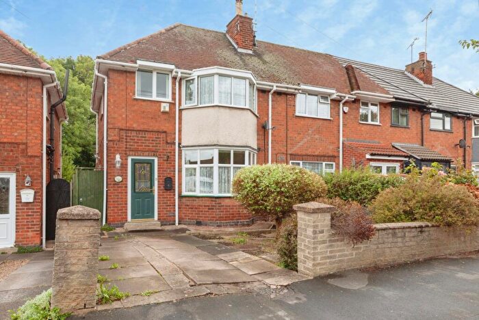 Semi Detached House For Sale In Wicklow Drive, Leicester, Leicestershire, LE5