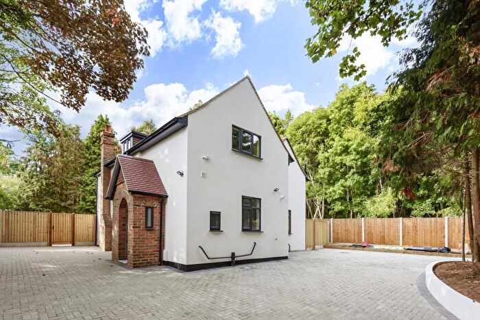 4 Bedroom Detached House To Rent In Cranleigh Road, Wonersh, Guildford, GU5