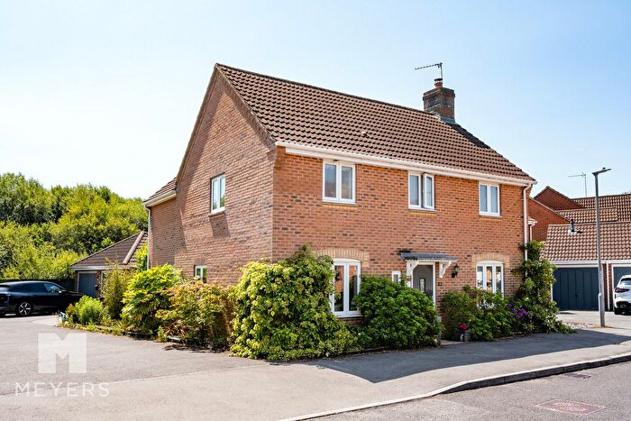 4 Bedroom Detached House For Sale In Ebblake Close, Verwood, BH31