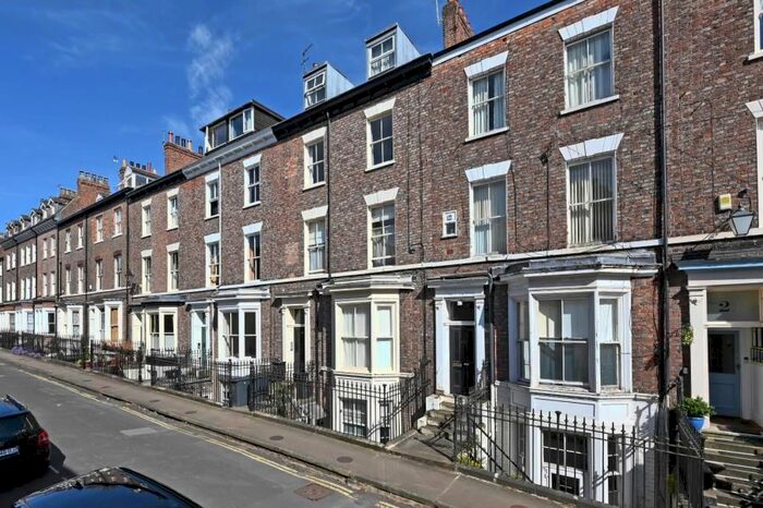 2 Bedroom Flat To Rent In St. Marys, Bootham, York, YO30