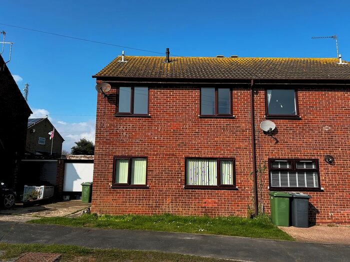 3 Bedroom Semi-Detached House To Rent In Royal Thames Road, Caister-On-Sea, Great Yarmouth, NR30