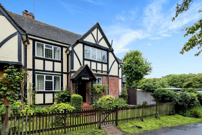 3 Bedroom Terraced House For Sale In Harbourne Lane, High Halden, TN26