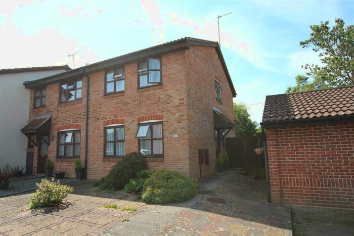 3 Bedroom Semi-Detached House To Rent In The Wickets, Burgess Hill, RH15