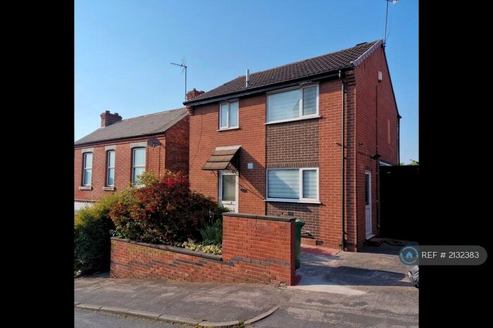 3 Bedroom Detached House To Rent In Colborn Street, Nottingham, NG3