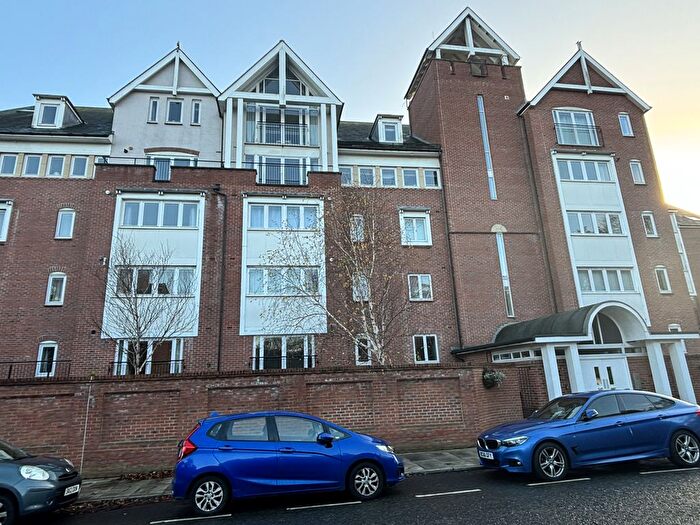 2 Bedroom Flat To Rent In Flat, Park Hall, The Cloisters, Sunderland, Tyne And Wear, SR2