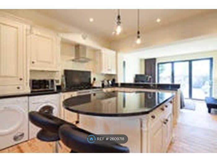 2 Bedroom Terraced House To Rent In Fire Station Square, Salford, M5