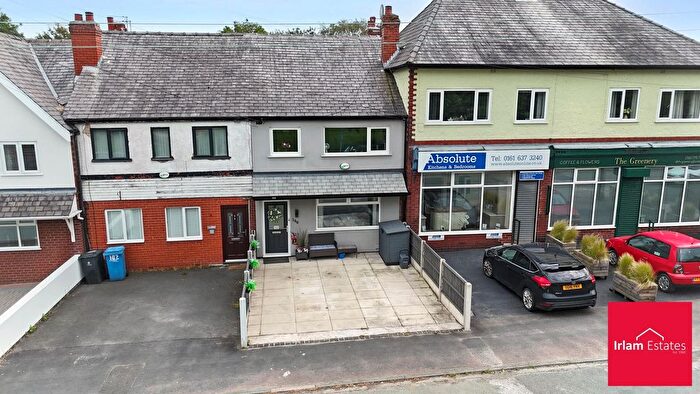 4 Bedroom Terraced House For Sale In Glazebrook Lane, Glazebrook, WA3