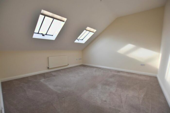 2 Bedroom Flat To Rent In St. Marys Road, Market Harborough, LE16
