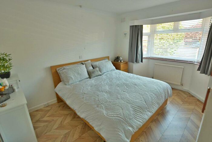 2 Bedroom Detached Bungalow For Sale In Ridgeway, Corfe Mullen, Dorset, BH21