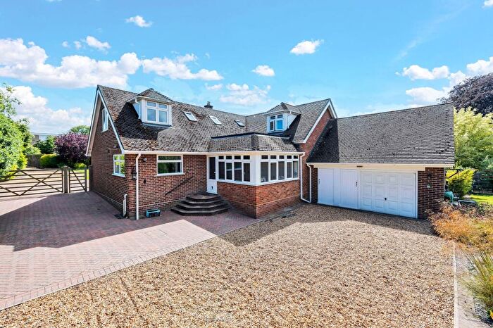 5 Bedroom Detached Bungalow For Sale In Tannery Drift, Royston, SG8