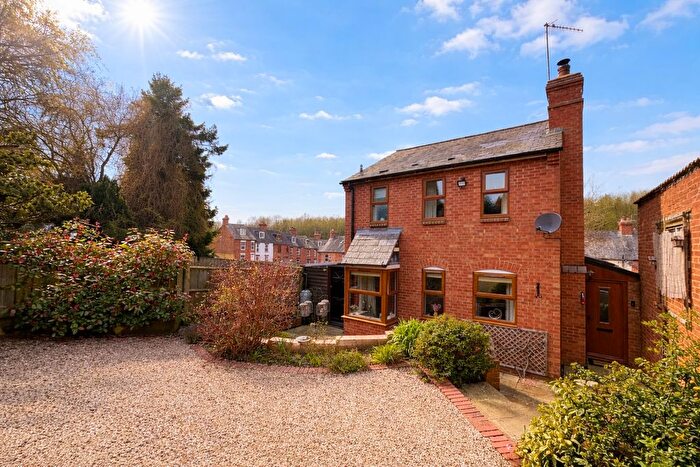 2 Bedroom Detached House For Sale In Percy Road, Woodford Halse, Daventry, NN11