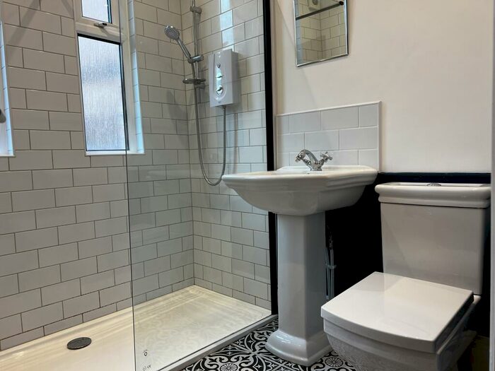 1 Bedroom Flat To Rent In Flat, Lenton Boulevard, Nottingham, NG7