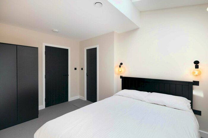 2 Bedroom Flat To Rent In Dawes Road, Fulham, SW6