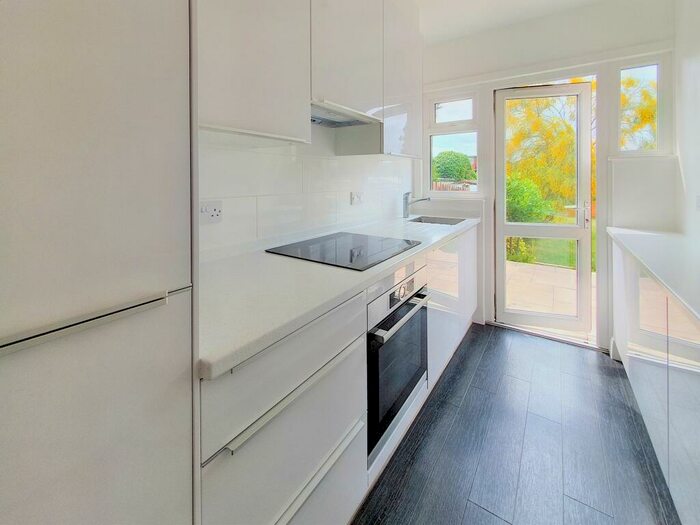 3 Bedroom Terraced House To Rent In Clitheroe Avenue, Harrow, HA2