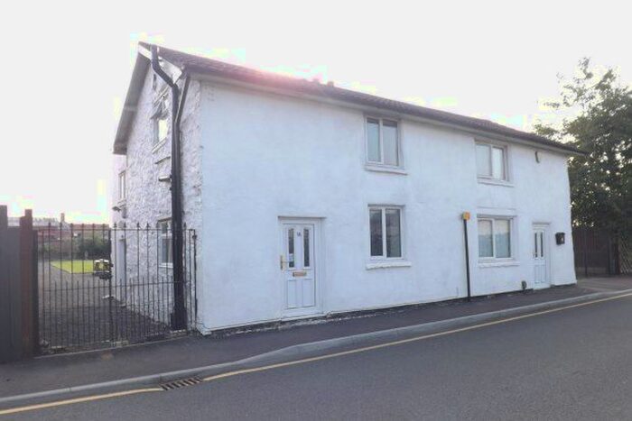 2 Bedroom Property To Rent In Mammoth Street, Coalville, LE67