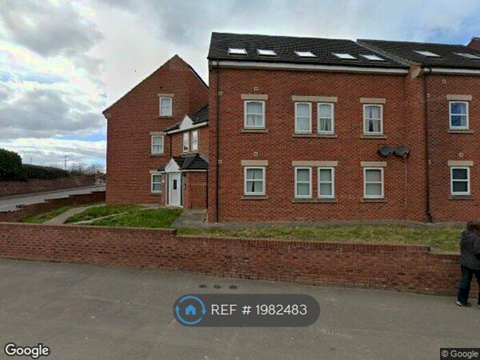2 Bedroom Flat To Rent In Heath Road, Holmewood, Chesterfield, S42