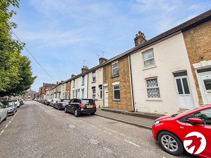 2 Bedroom Terraced House To Rent In Green Street, Gillingham, Kent, ME7