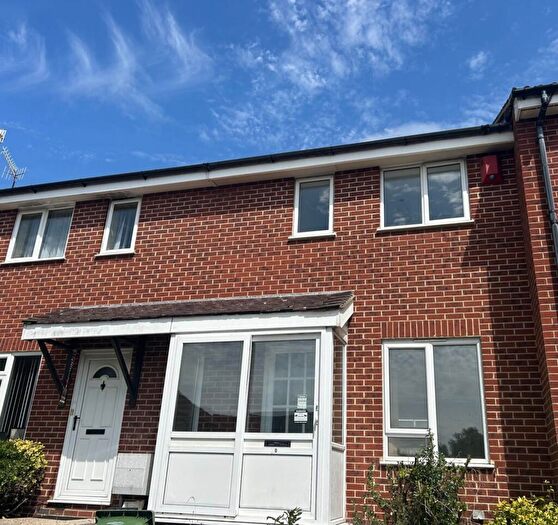 2 Bedroom Terraced House For Sale In The Spinneys, Lewes, BN7