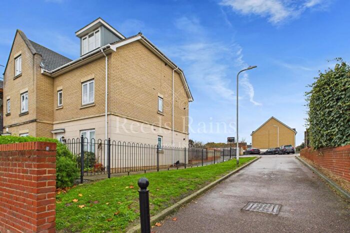 1 Bedroom Apartment To Rent In Cochrane Drive, Dartford, DA1