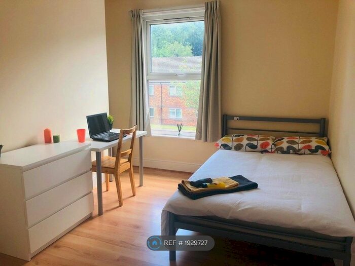 5 Bedroom Terraced House To Rent In Stalker Lees Road, Sheffield, S11