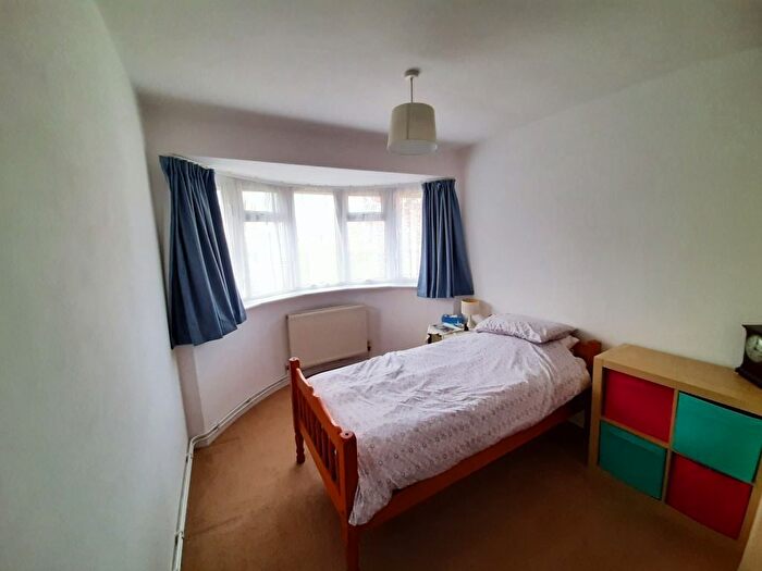 2 Bedroom Semi-Detached Bungalow For Sale In George Street, Bedford, Clapham, MK41