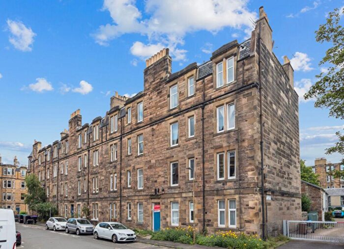 1 Bedroom Flat For Sale In Millar Place, Edinburgh, EH10