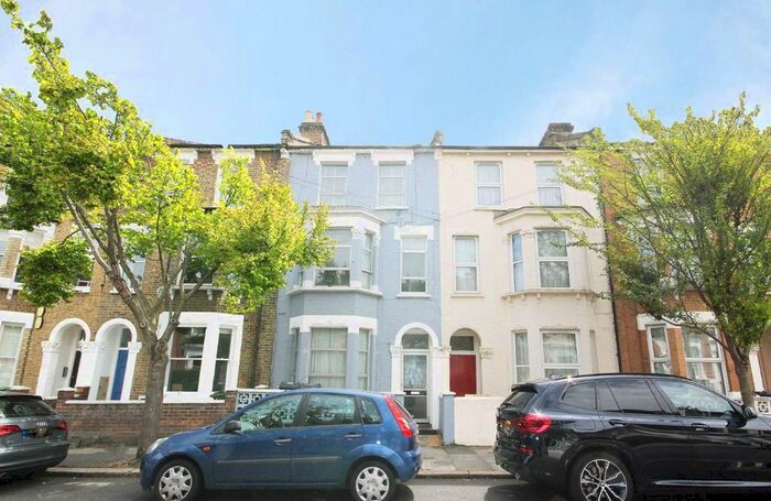 1 Bedroom Flat To Rent In Raeburn Street, London, SW2