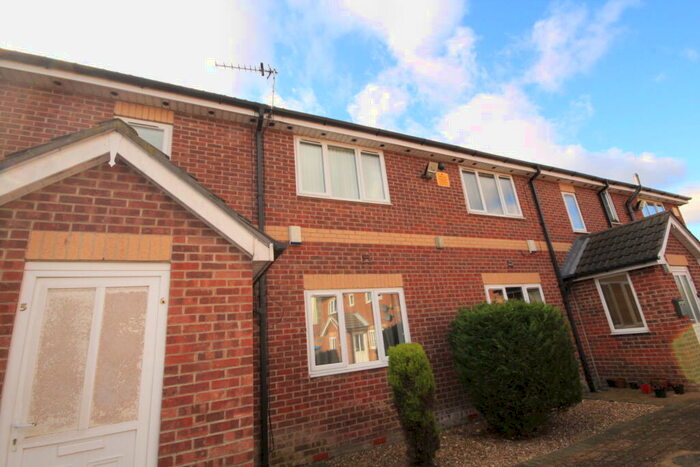 1 Bedroom Flat To Rent In Zeals Garth, Bransholme, Hull, HU7