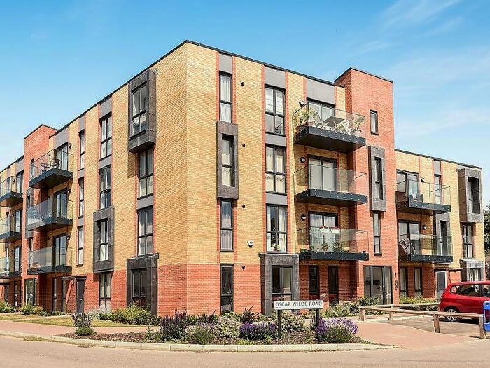 2 Bedroom Apartment To Rent In Oscar Wilde Road, Reading, RG1