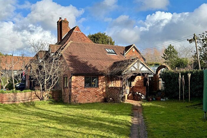 3 Bedroom Semi Detached House For Sale In Amberley Lane, Old Elstead Road, Milford, Godalming, GU8