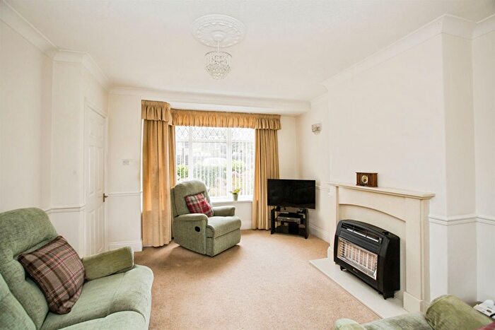 2 Bedroom Terraced House For Sale In Claremount Road, Halifax, HX3