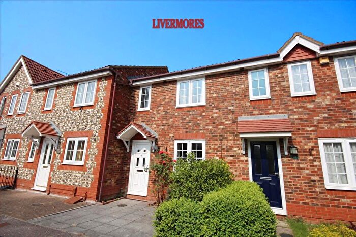 2 Bedroom Terraced House To Rent In Foxwood Grove, Northfleet, Kent, DA11