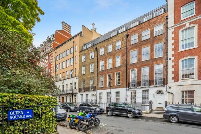 1 Bedroom Flat To Rent In Queen Square, London, WC1N