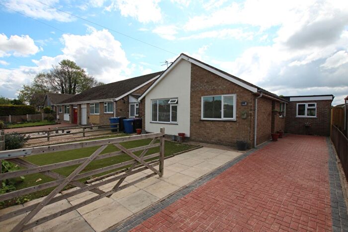 3 Bedroom Detached Bungalow For Sale In Upper Close, Sturton By Stow, LN1