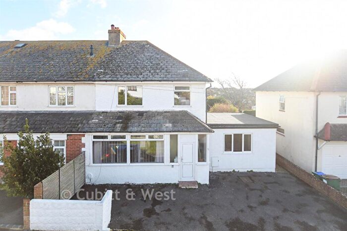 4 Bedroom End Of Terrace House For Sale In Broomfield Avenue, Telscombe Cliffs, East Sussex, BN10