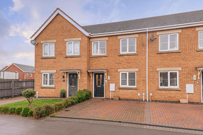 3 Bedroom Terraced House For Sale In Belton Park Road, Skegness, PE25