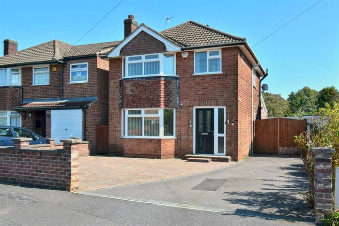 3 Bedroom Detached House To Rent In Hobart Close, Mickleover, Derby, DE3