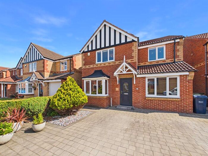 4 Bedroom Detached House For Sale In Meadow Rise, Low Fell, Gateshead, NE9