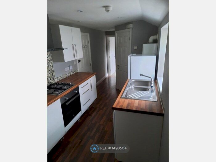 1 Bedroom Flat To Rent In St. Johns Road, Tunbridge Wells, TN4