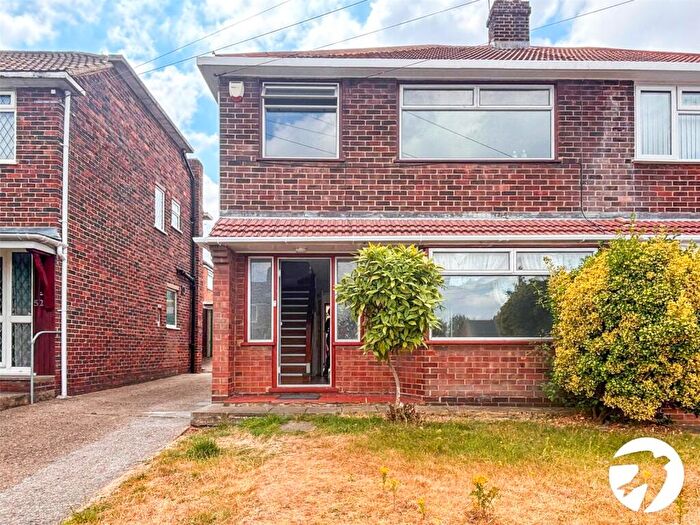 3 Bedroom Semi-Detached House To Rent In Fleet Road, Dartford, Kent, DA2