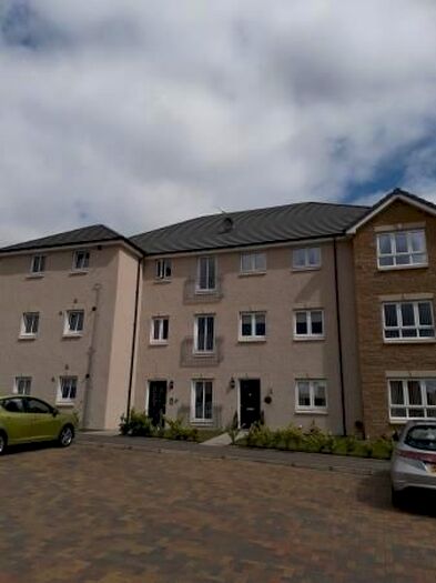 2 Bedroom Flat To Rent In Mackinnon Place, Dunfermline KY11