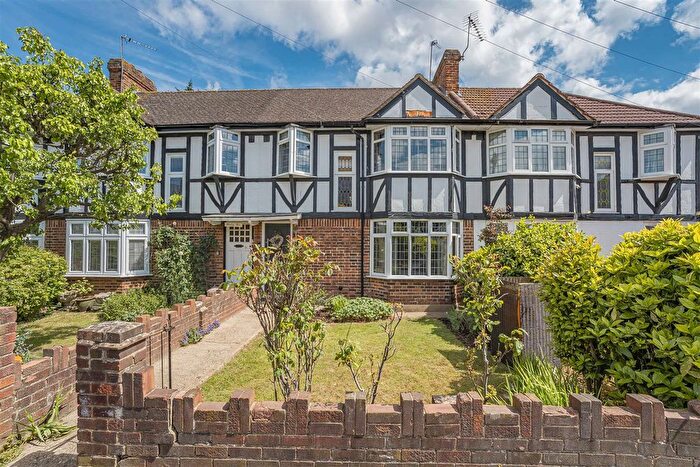 3 Bedroom Terraced House For Sale In Hollybush Road, Kingston Upon Thames, KT2